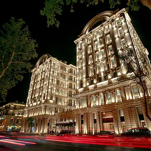 Intercontinental By Ihg ***** Bakoe