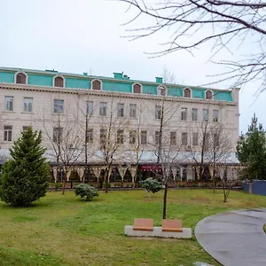 Grand Park Hotel